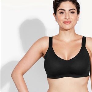 Knix padded V neck size 6